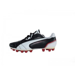 Футболни обувки PUMA UNIVERSAL R MG